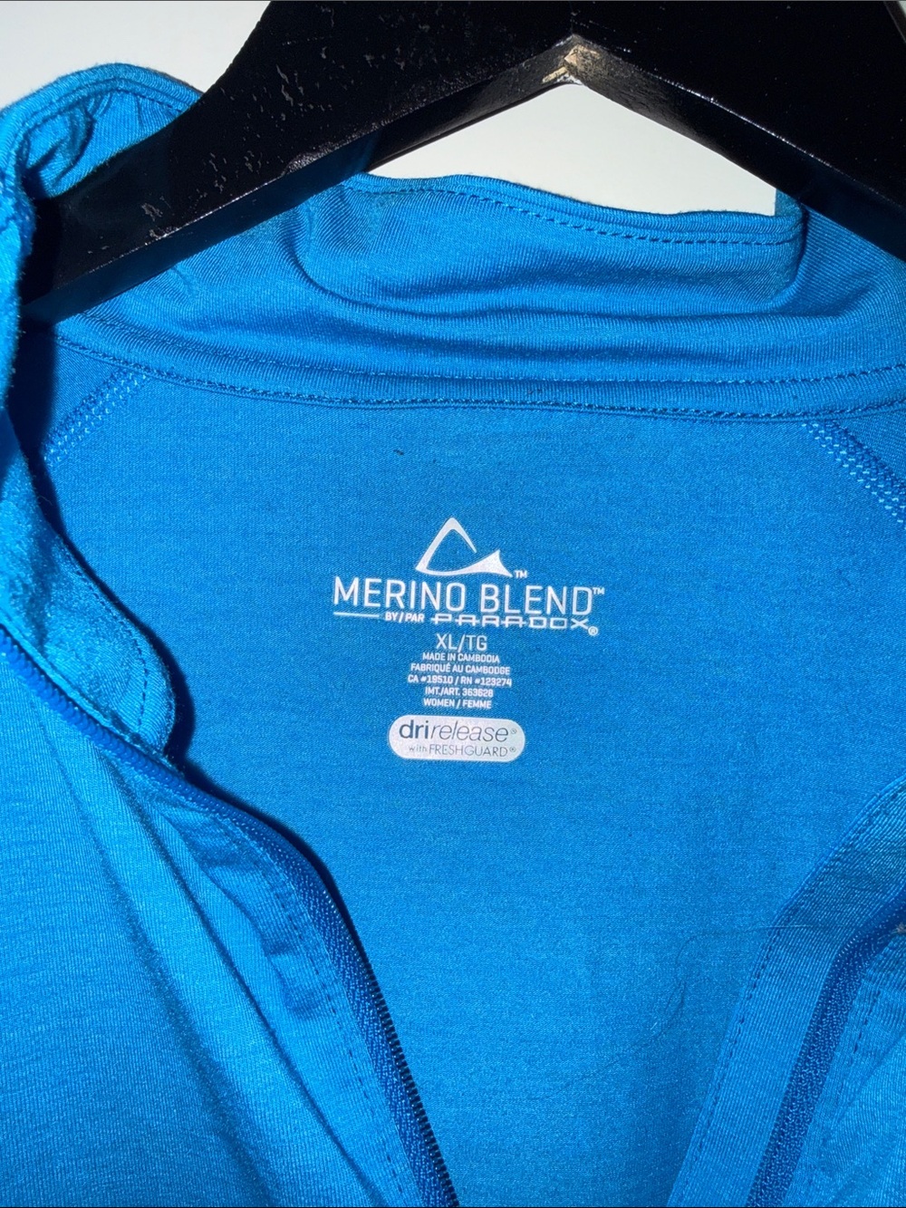 Paradox DriRelease Quarter Zip - Picture 2 of 2